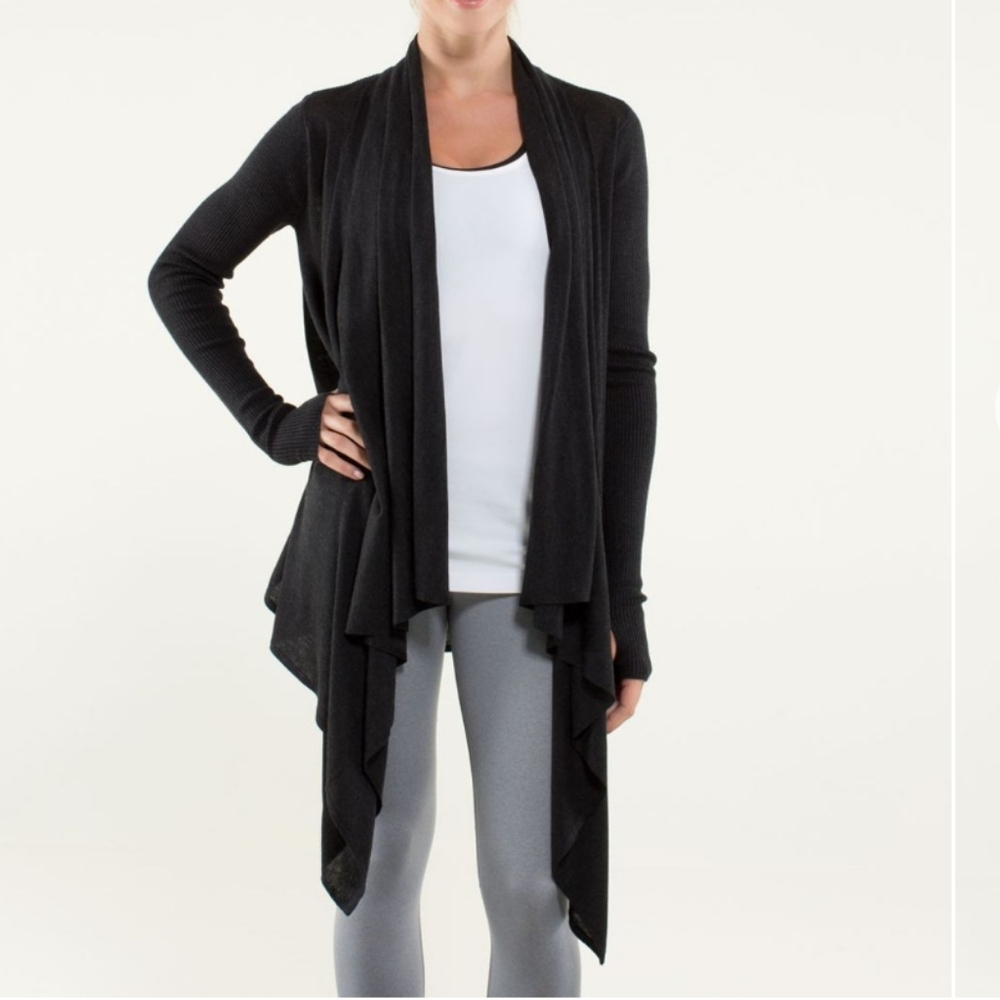 LULULEMON Universal Wrap Sweater, size 6